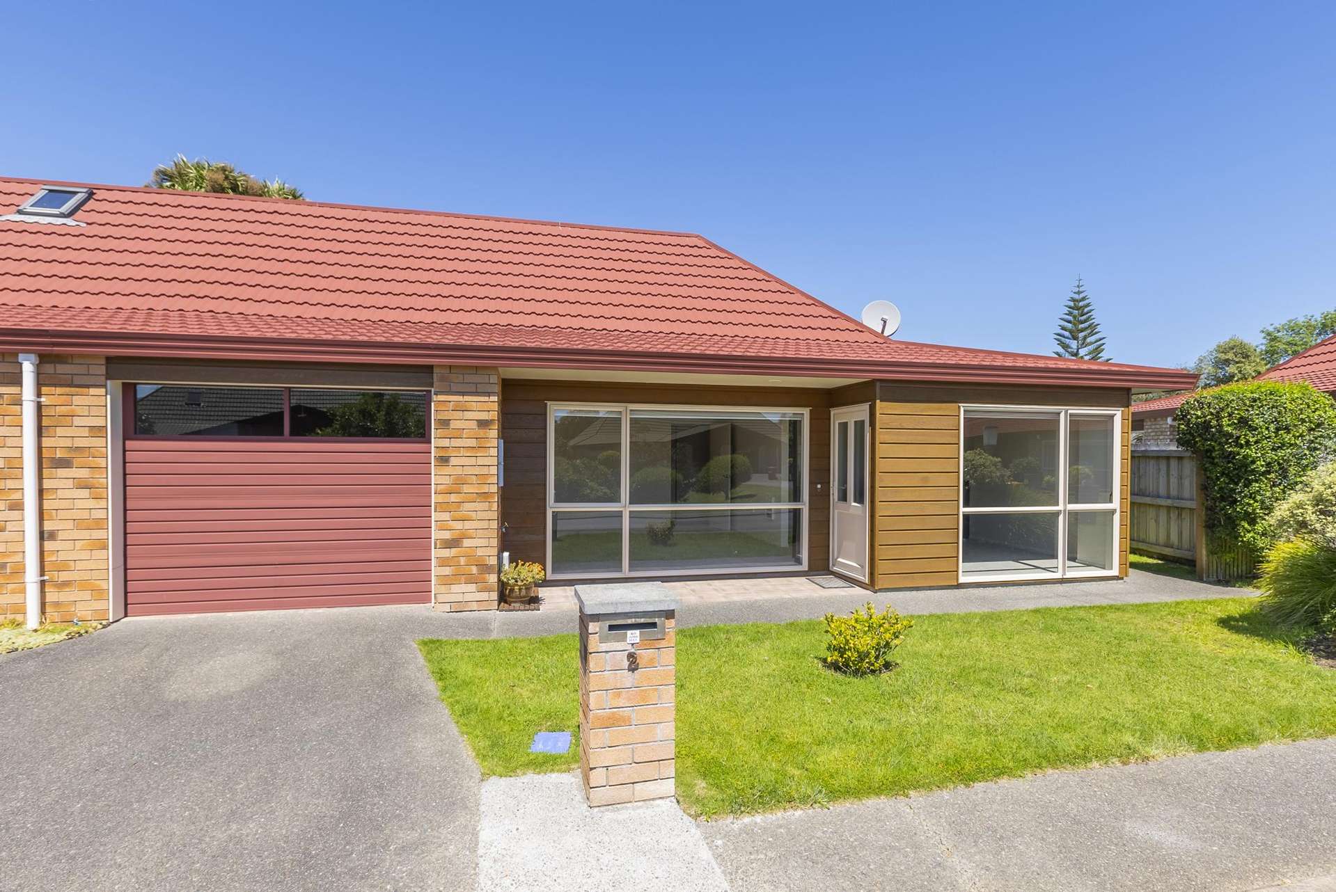 2/83 Langdale Avenue Paraparaumu_0