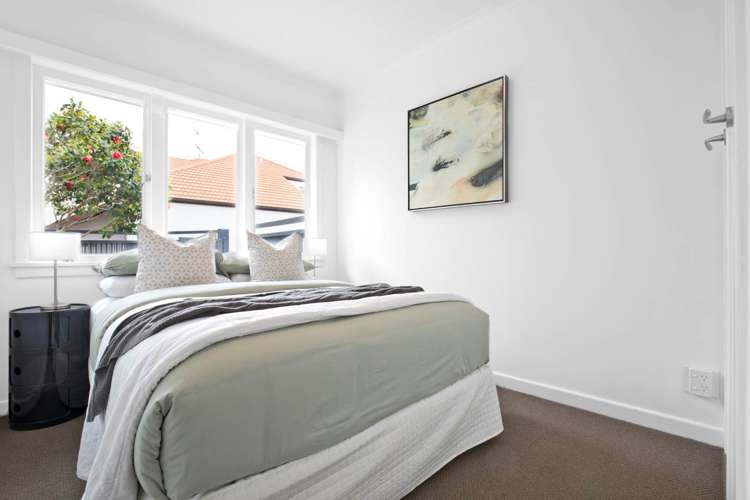 2/17 Milford Road Milford_11