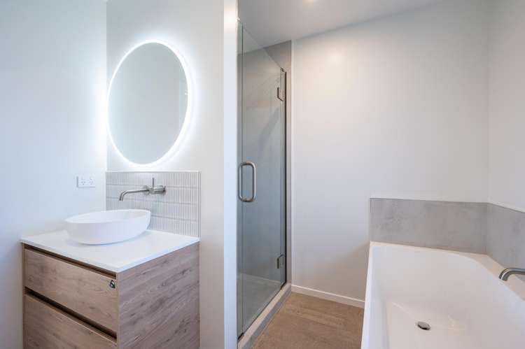 38 Hallmark Drive Richmond_21
