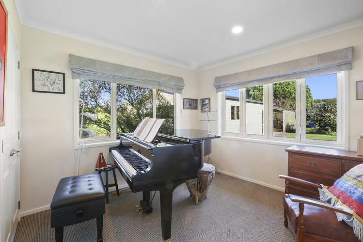 200 Cowling Road Hurdon_13