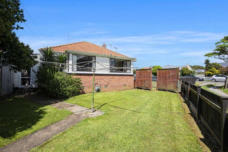 12 Marsden Place Kensington_19