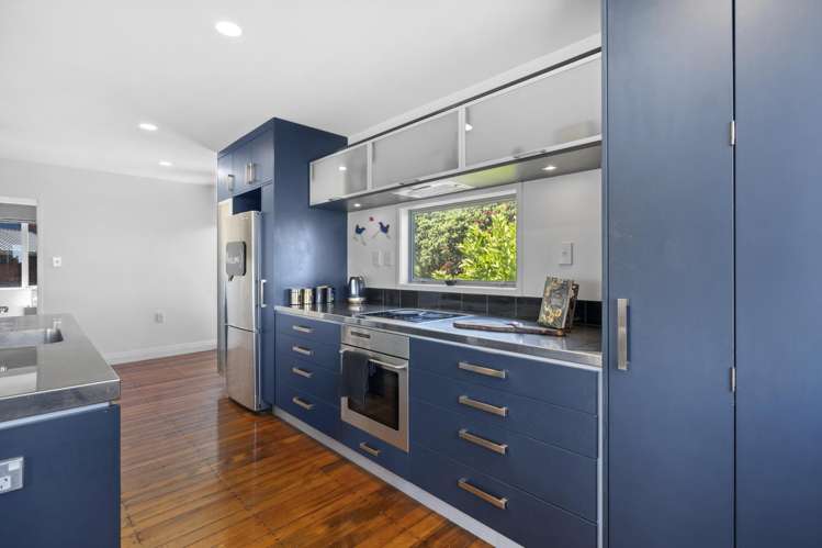 12 Arun Crescent Southgate_12