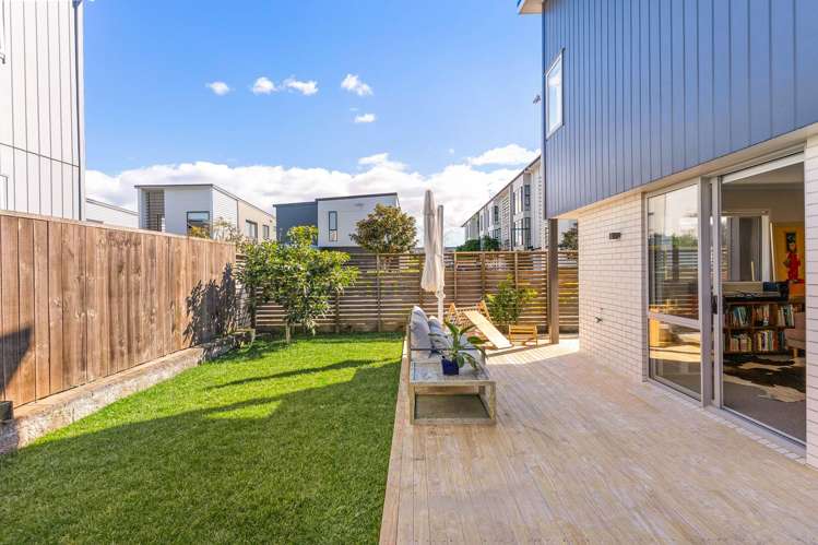91 Glidepath Road Hobsonville_15