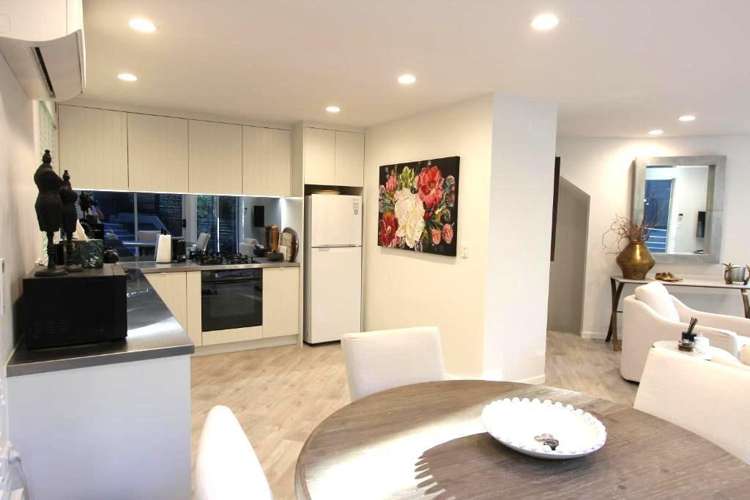 20D St Georges Bay Road (Fully Furnished Luxury) Parnell_4