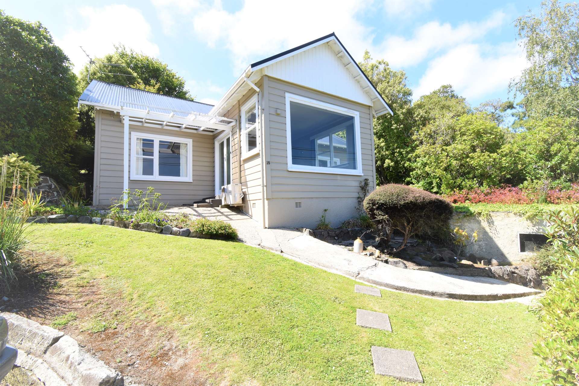 16 Marine Parade Macandrew Bay_0