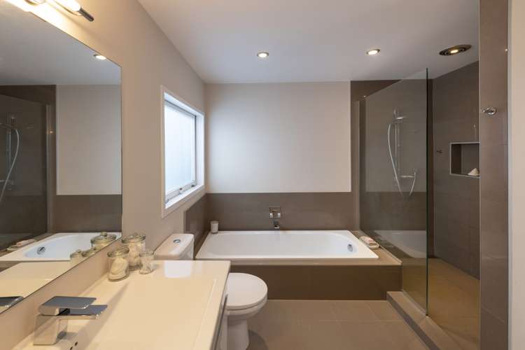 22b Orchard Street Wadestown_9