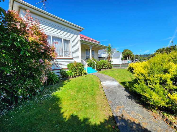 9 Heaphy Street Greymouth_14
