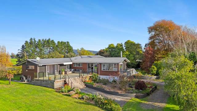 Idyllic Lifestyle on Eight Hectares