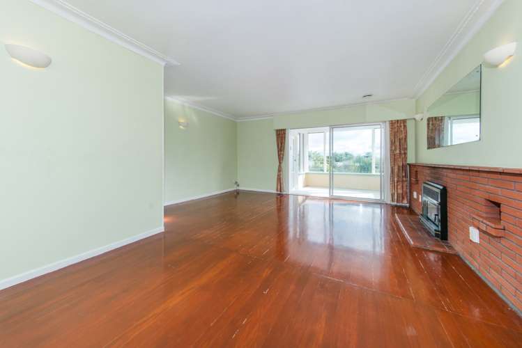 14 Kokiri Street Te Atatu South_9