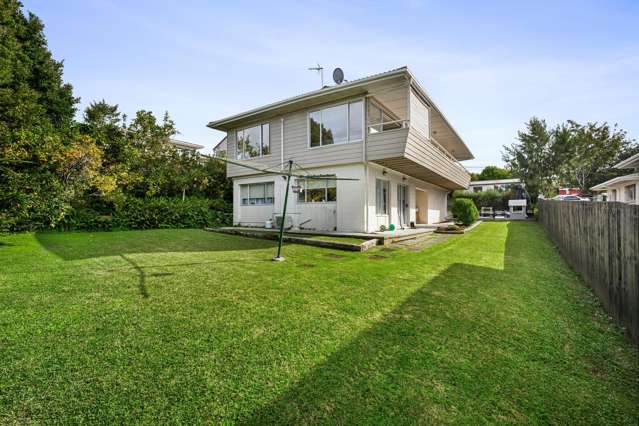 211 Royal Road Massey_1