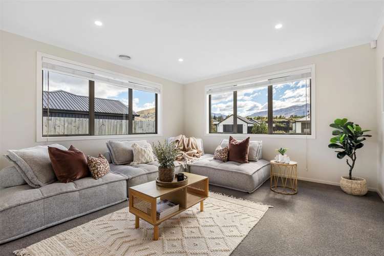 19 Regent Street Lower Shotover_12