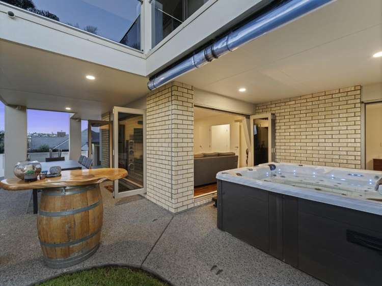 8 Tui Brae Beachlands_29