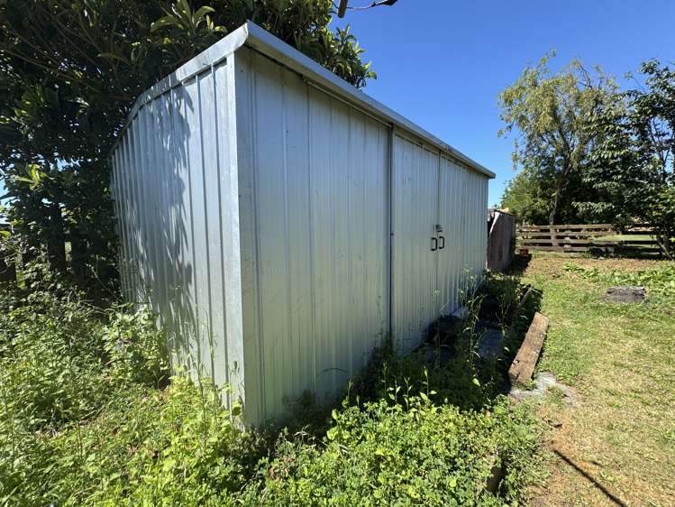 2 Lake Street Takapau_13