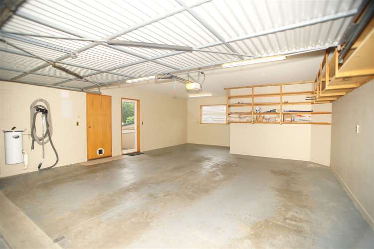 7 Major Aitken Drive Huntsbury_28