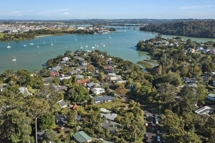 94 Aeroview Drive Beach Haven_42