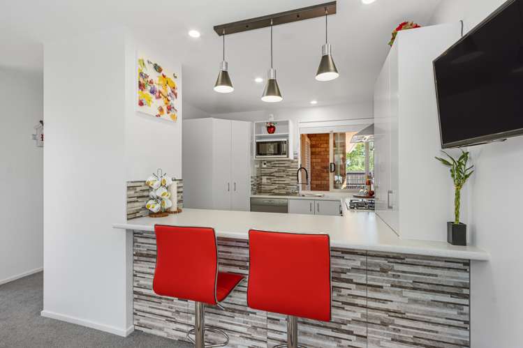 75a Farquhars Road Redwood_4