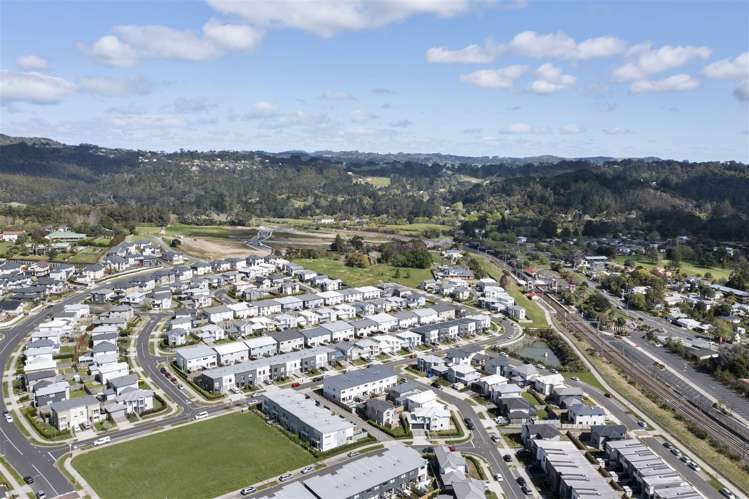 2 Briddock Way Swanson_17