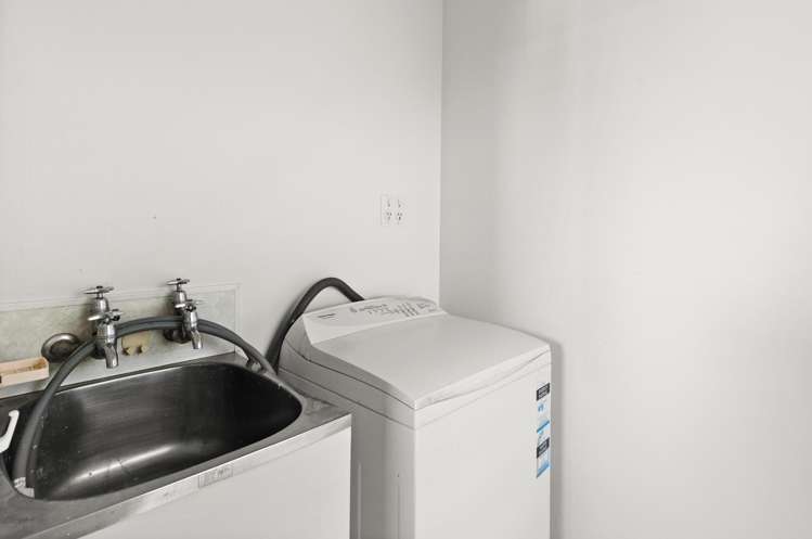 1/311 Ikanui Road Frimley_12