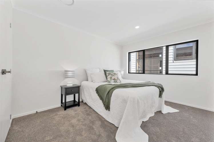9 Tullymore Drive Flat Bush_25