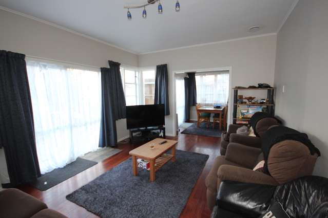 80 Great South Road Huntly_3