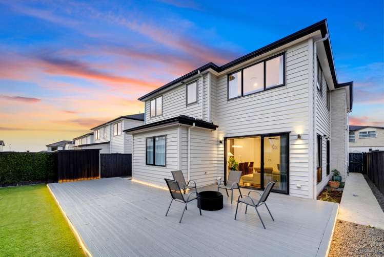 8 Hughs Way Flat Bush_8