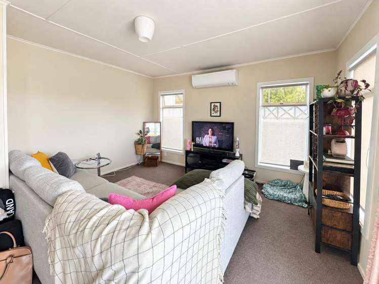 1/37 Rimu Road Stanmore Bay_4