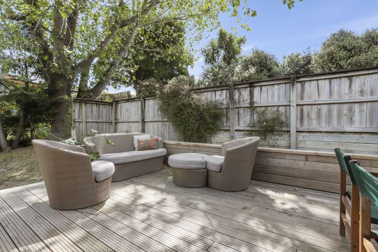 7 James Scott Place Te Atatu South_11