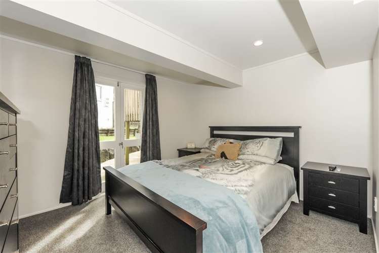 13 Fowey Avenue Te Atatu South_12