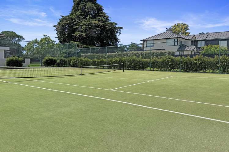 33 Oak Manor Drive Albany_18