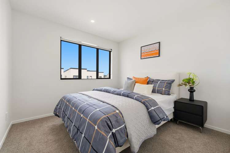 5 Greenbrier Street Westgate_7
