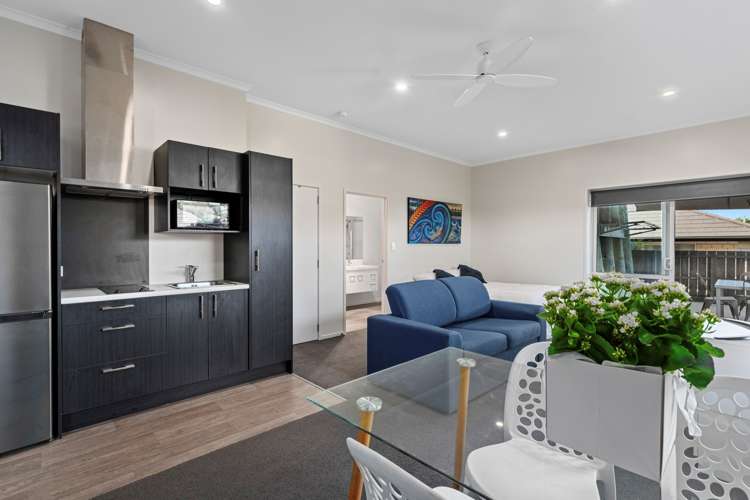35 Jane Way Hairini_12