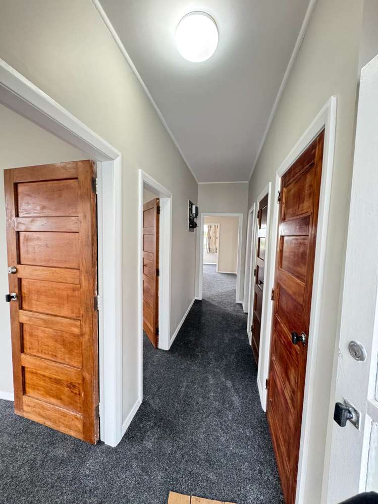 3 Plane Street Avondale_13