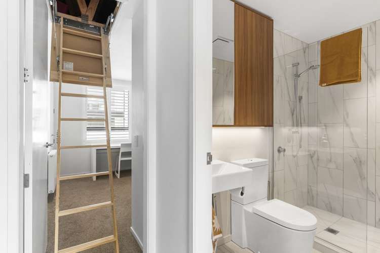 12 Jean Caldwell Way Island Bay_12