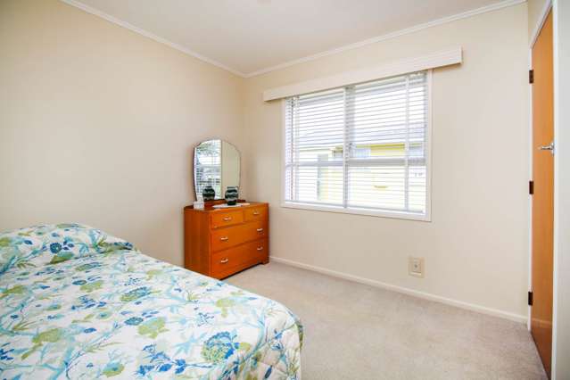 8 Mervan Street Mangere East_3