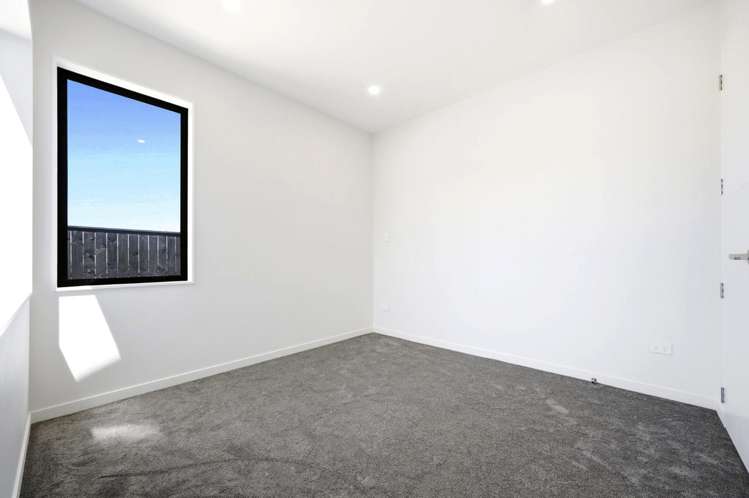 76 Huanui Drive Orewa_11