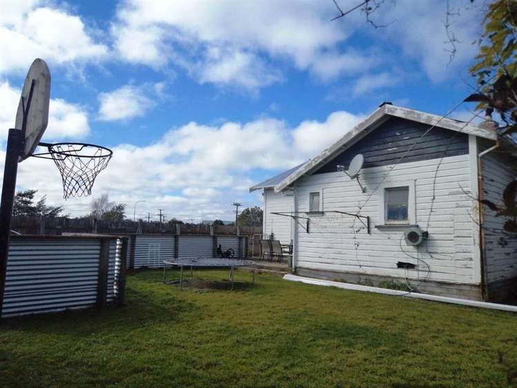 12 Pownall Street Masterton_14