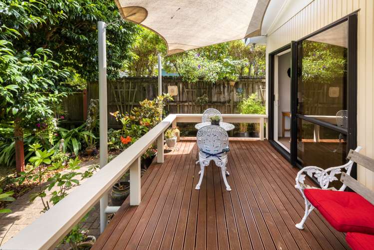 14 Baringa Place Botany Downs_17