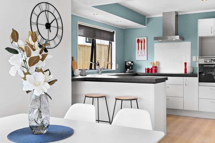 3/10 Corrella Road Belmont_6