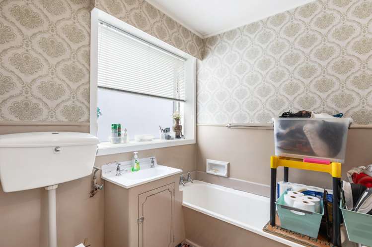 13 Tamatea Avenue Point England_9