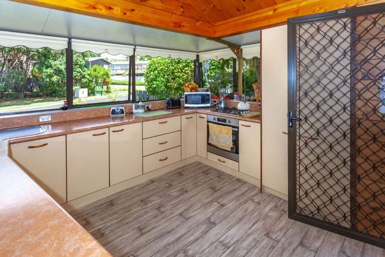 205 Onemana Drive Onemana_6