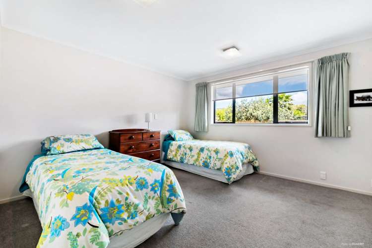 15 Lillian Place Orewa_13