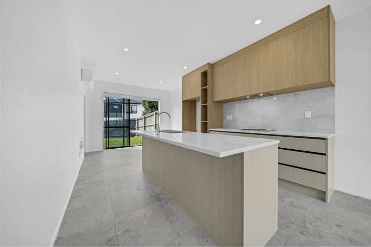 22B Tui Crescent Manurewa_5