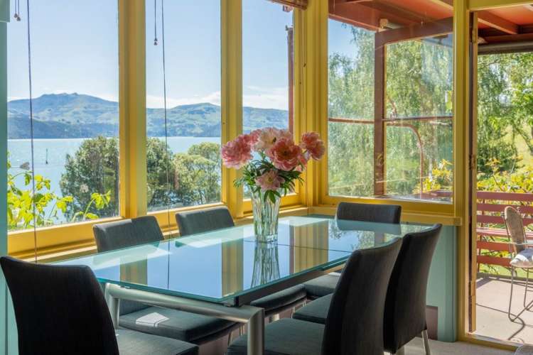 281 Beach Road Akaroa_12