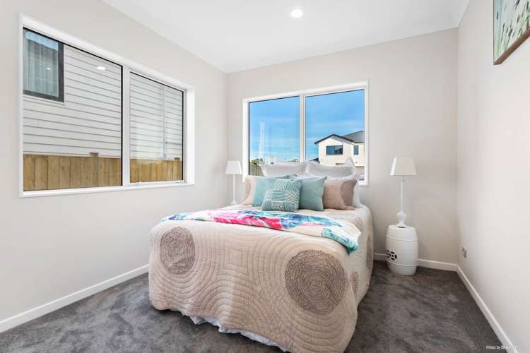 6 Bushfield Drive Flat Bush_18
