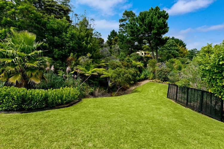 16 Shelter Drive Greenhithe_16