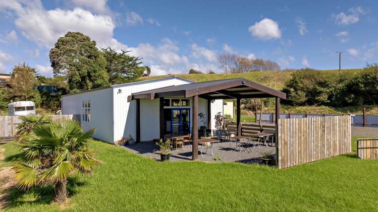 15 Dunlop Road Waiotahe_37