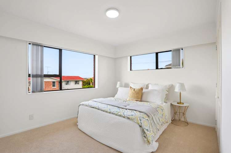 1 Sunrise Lane Te Atatu South_10