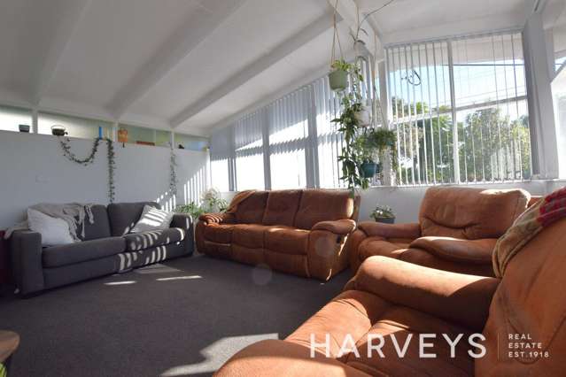 13 Eastglen Road Glen Eden_2