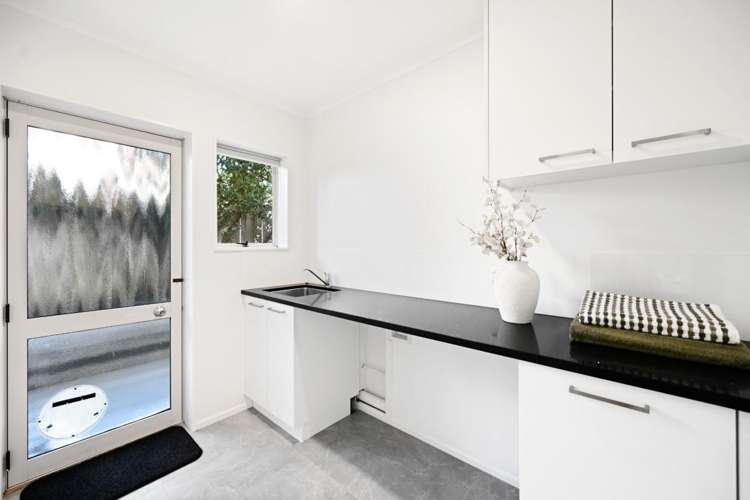 14 Perindale Drive Chartwell_17