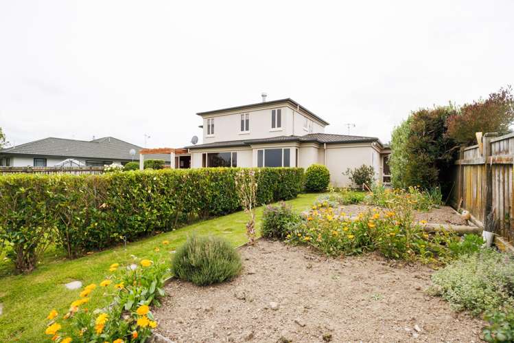 144 Pacific Drive Fitzherbert_24